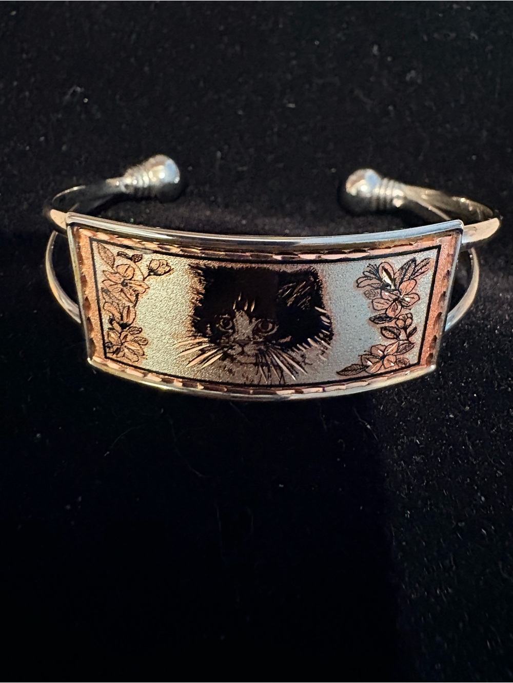 Cat Portrait Silver-Tone Cuff Bracelet in Black and Silver
